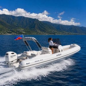 Location Salpa Soleil 24.5 à La Réunion