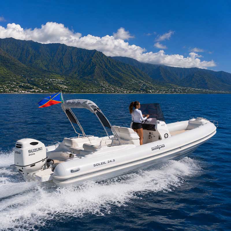 Location Salpa Soleil 24.5 à La Réunion